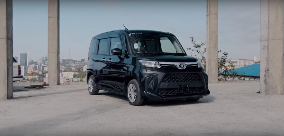 Toyota Roomy. Источник: скриншот из VKвидео канала «Япония Транзит»