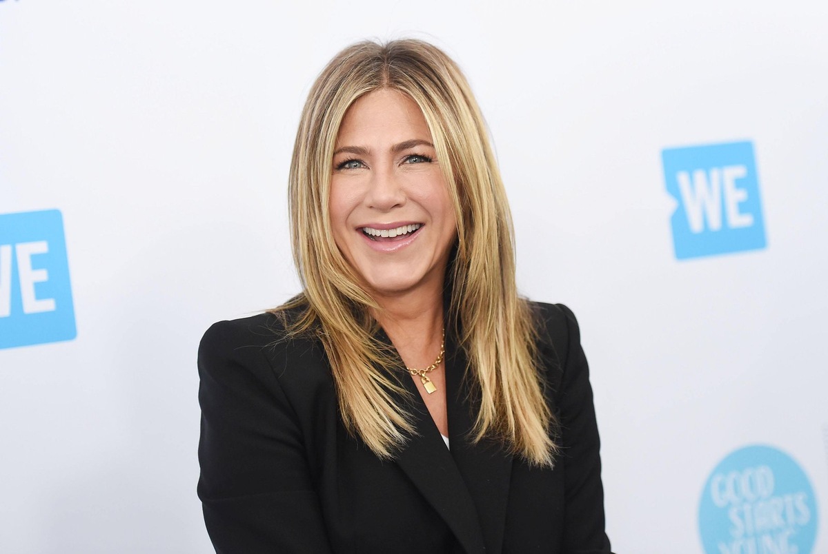    Дженнифер Энистон