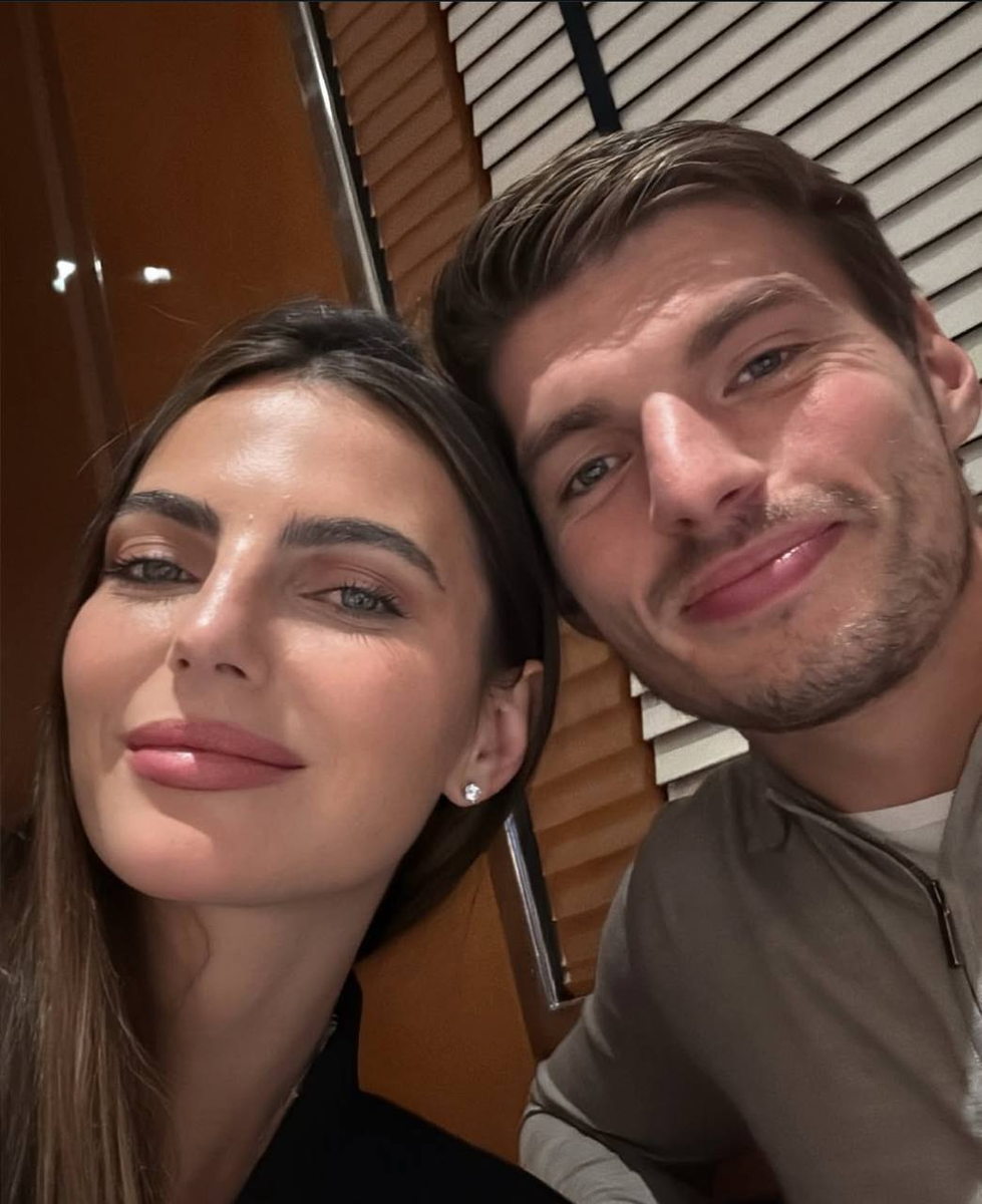 Фотография взята с официального аккаунта Келли