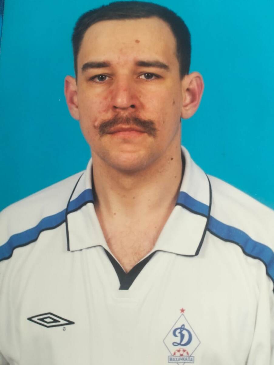 Автор, пресс-атташе "Динамо" (Махачкала), июль - декабрь 2002 года.  