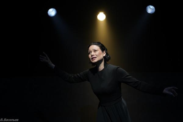 Л.Г.Пицхелаури в роли Марии Кюри