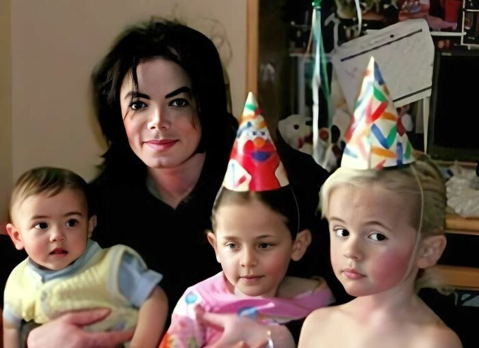 Майкл Джексон с детьми