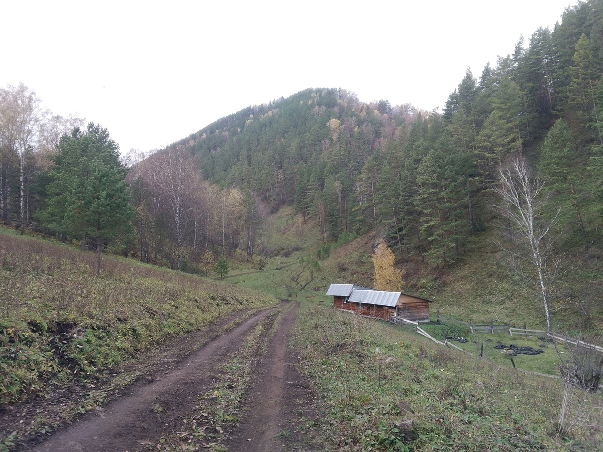 Село Бирюля, республика Алтай, Бирюлинские пещеры