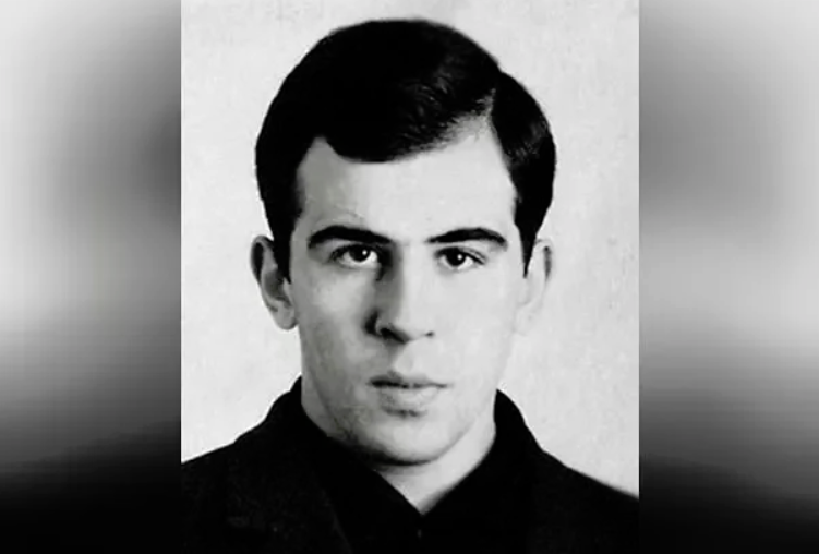 Сергей Лавров в молодости. Фото из открытого источника в Яндексе