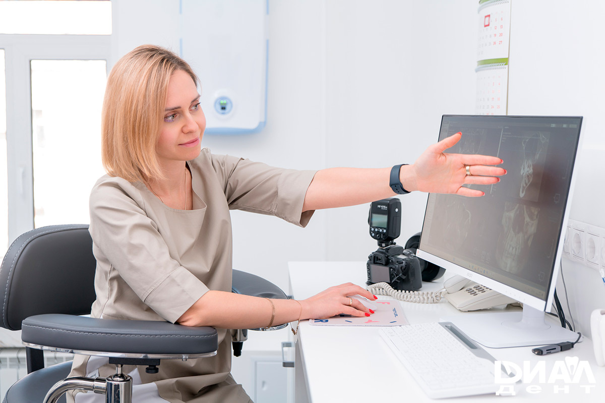 стоматолог-терапевт Ушакова Виктория Леонидовна.