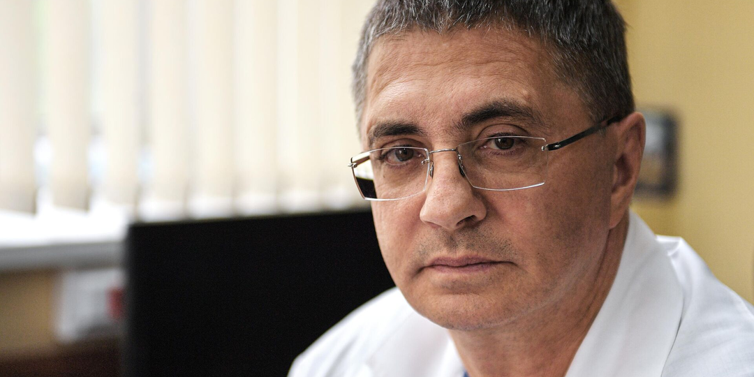 Не возраст вас валит, а борщ в 9 вечера и овсянка с мёдом утром: плохие привычки после 60