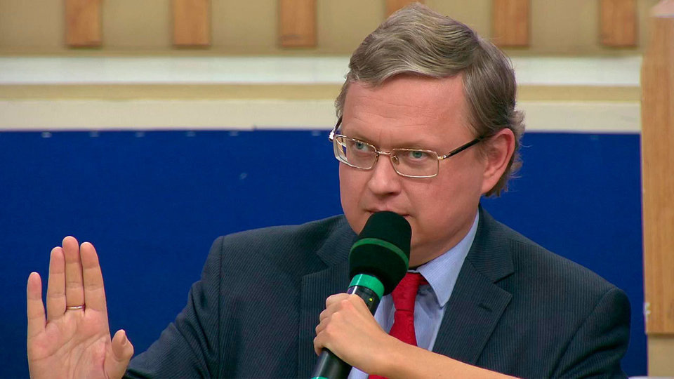 «Машинка по разграблению советского наследия»: Делягин предложил России посмотреть на себя в зеркало