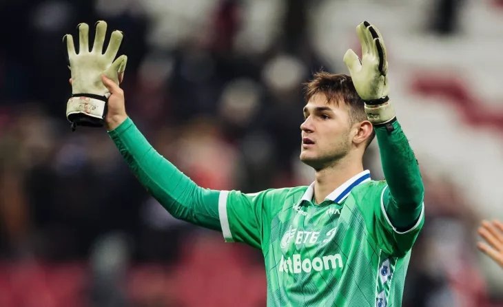    Курбан Расулов – всерьез и надолго. Неужели это наследник Льва Яшина? Фото #1