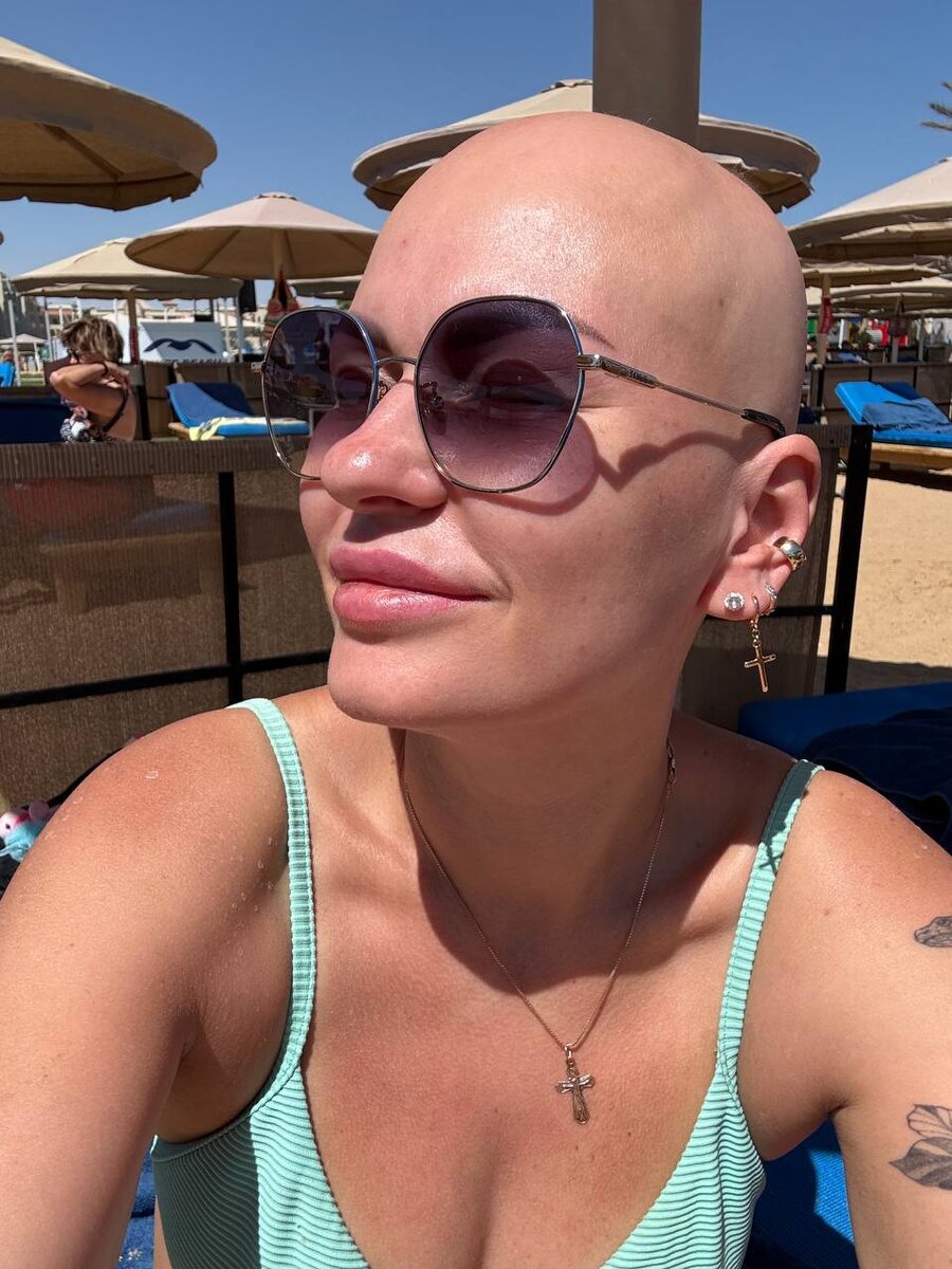 «Мое "лечение" — это принятие. Как только я перестала "лечиться", я начала по-настоящему жить. И кайфовать!»