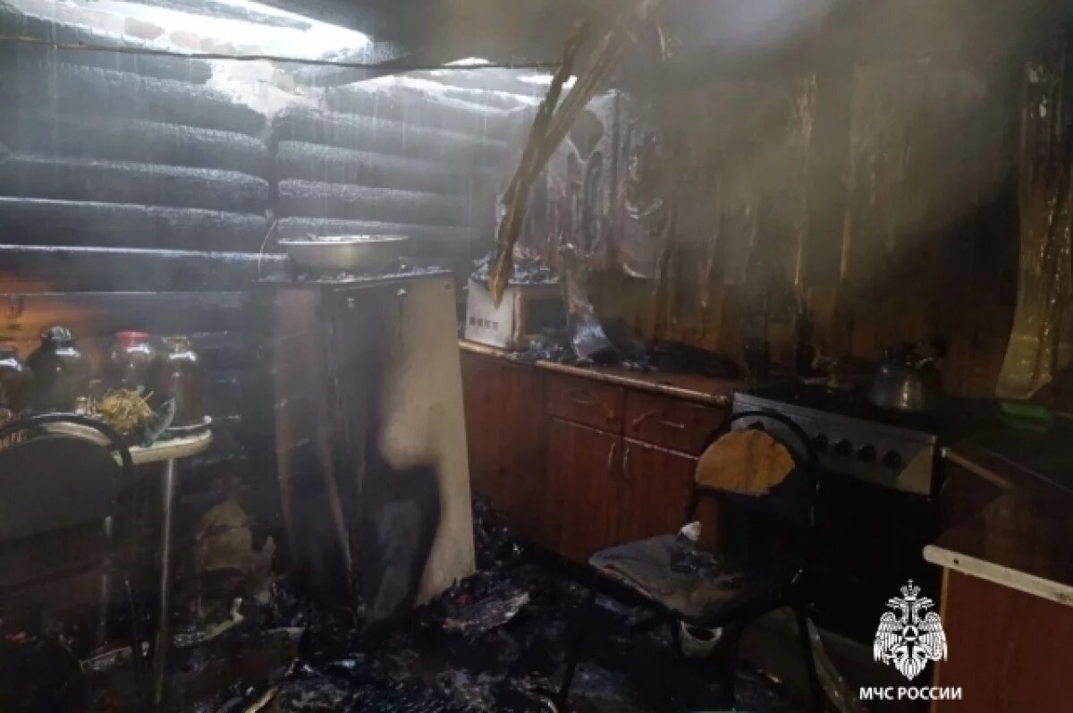    На улице Стасова в Ульяновске горела баня