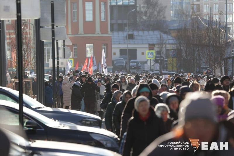    ЕАН. Крестный ход