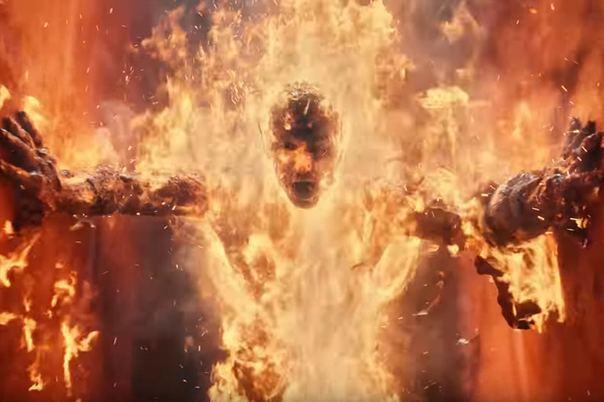 Попробуй схватить человека, который в любой момент может стать таким! (с) Кадр из фильма