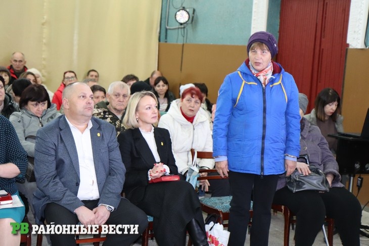    Отчёт главы администрации района в Жирнове. Архив «РВ» Наталья Игнатова