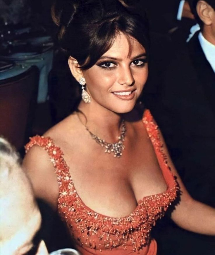 Клаудиа Кардинале: знаменитая итальянская актриса. Фото из Яндекс картинки