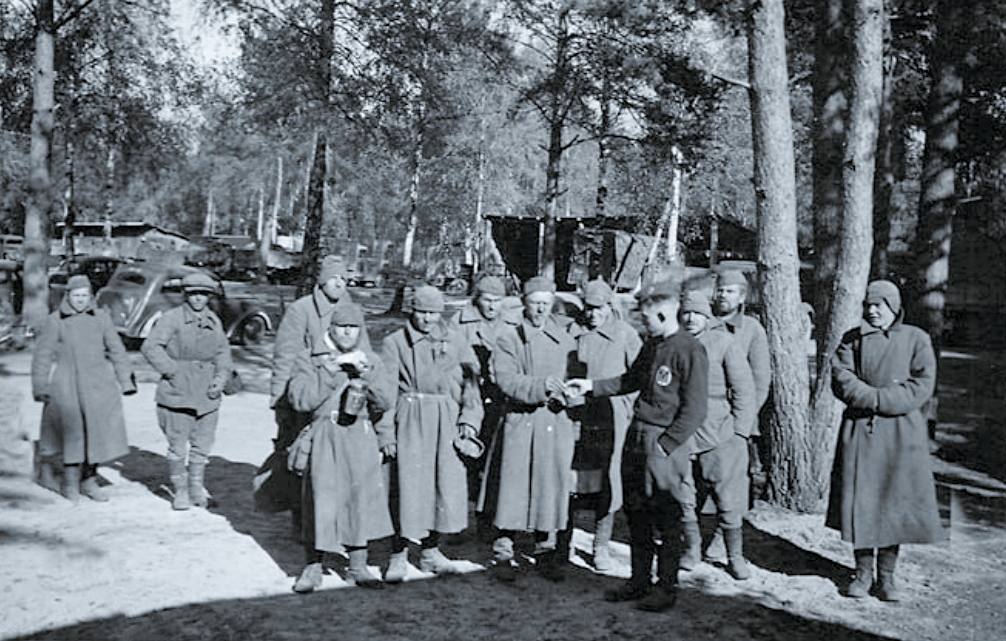 Пленные советские солдаты, осень 1941 г.