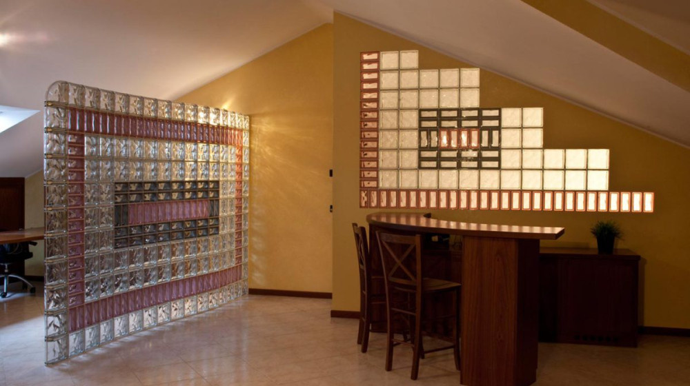    Почему стеклоблоки в советских домах не просто красивые окна