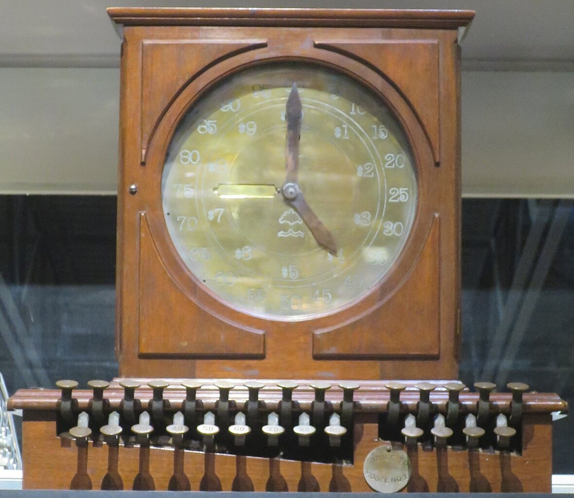 Модель первого кассового аппарата Ритти