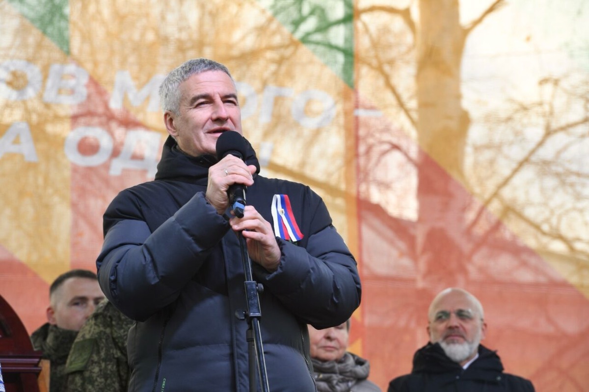    Глава Карелии Артур Парфенчиков. Фото: "Республика"/ Сергей Юдин