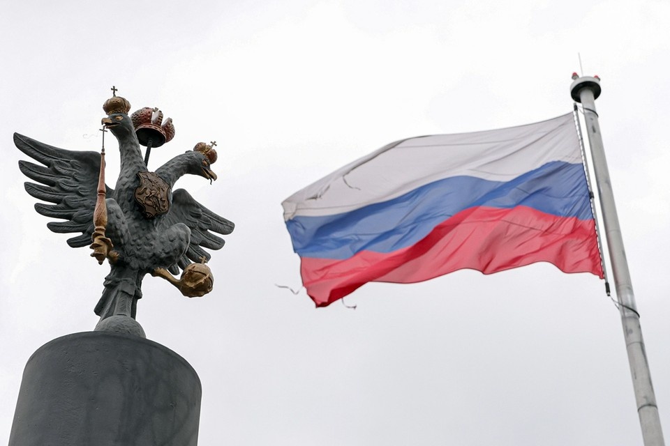    Большой интерес вызвали официальные символы — герб и флаг. Что мы о них знаем и откуда они взялись? GLOBAL LOOK PRESS