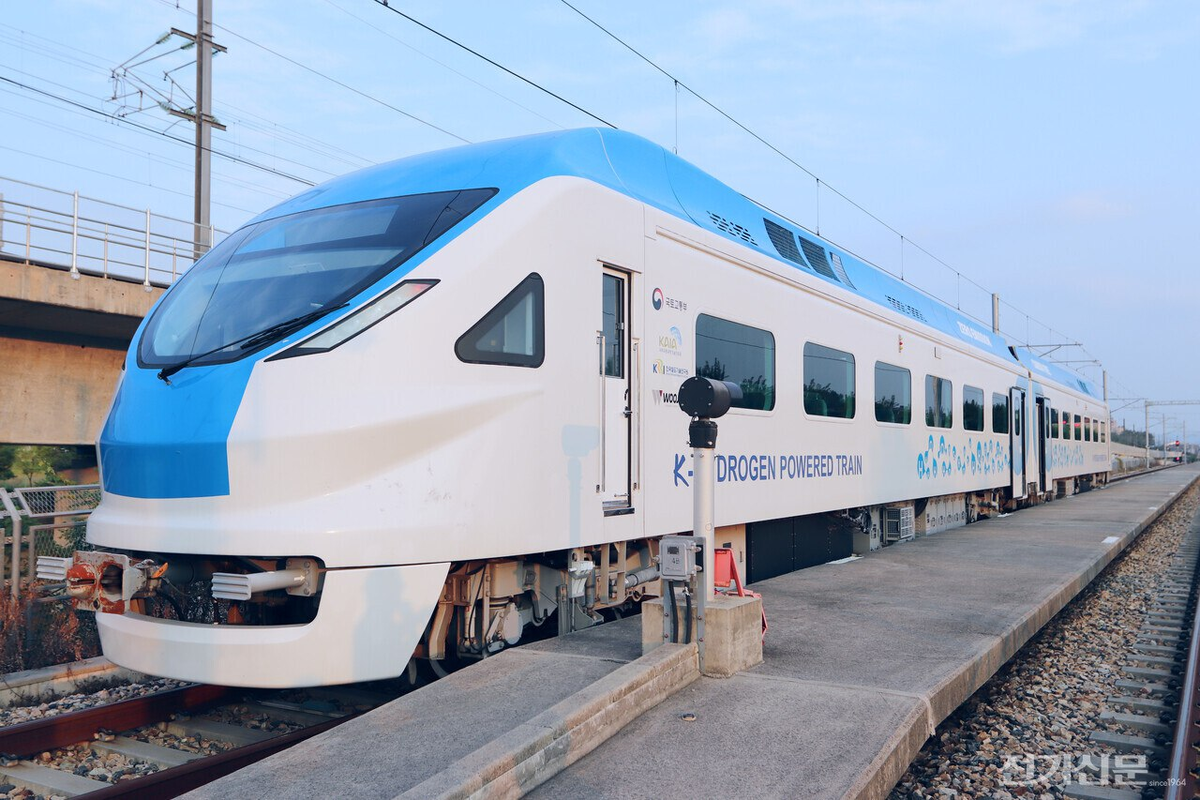 Прототип водородного поезда от Woojin Industrial Systems. Источник: 박윤 기/electimes