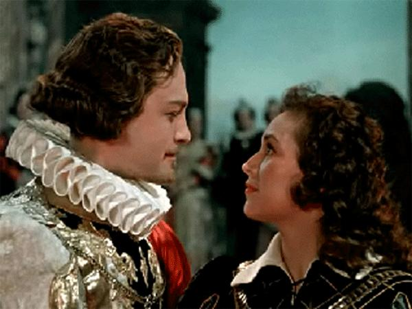 Клара Лучко и Вадим Медведев в фильме "Двенадцатая ночь" 1955 год