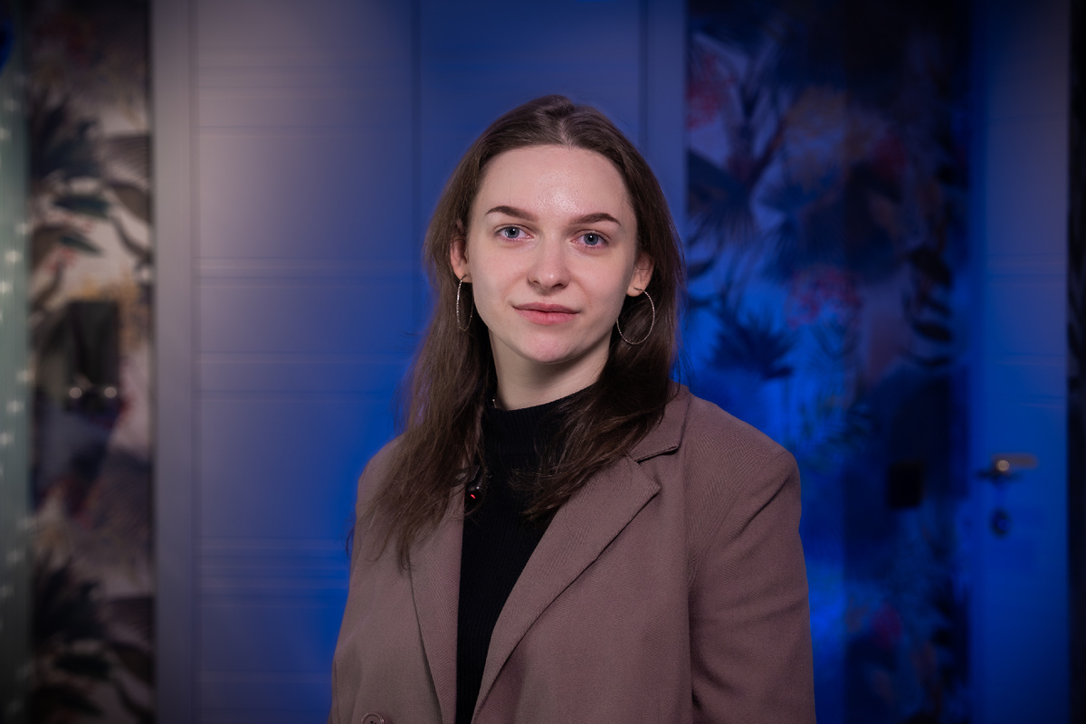 София Бебякина, выпускница Санкт-Петербургского государственного института кино и телевидения (СПбГИКиТ), исполнитель дипломного проекта по заданию ИОГВ 2025