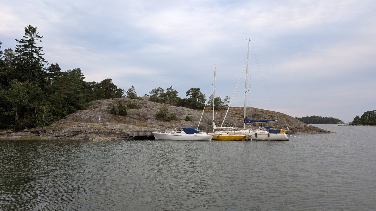 Пристань острова Högland