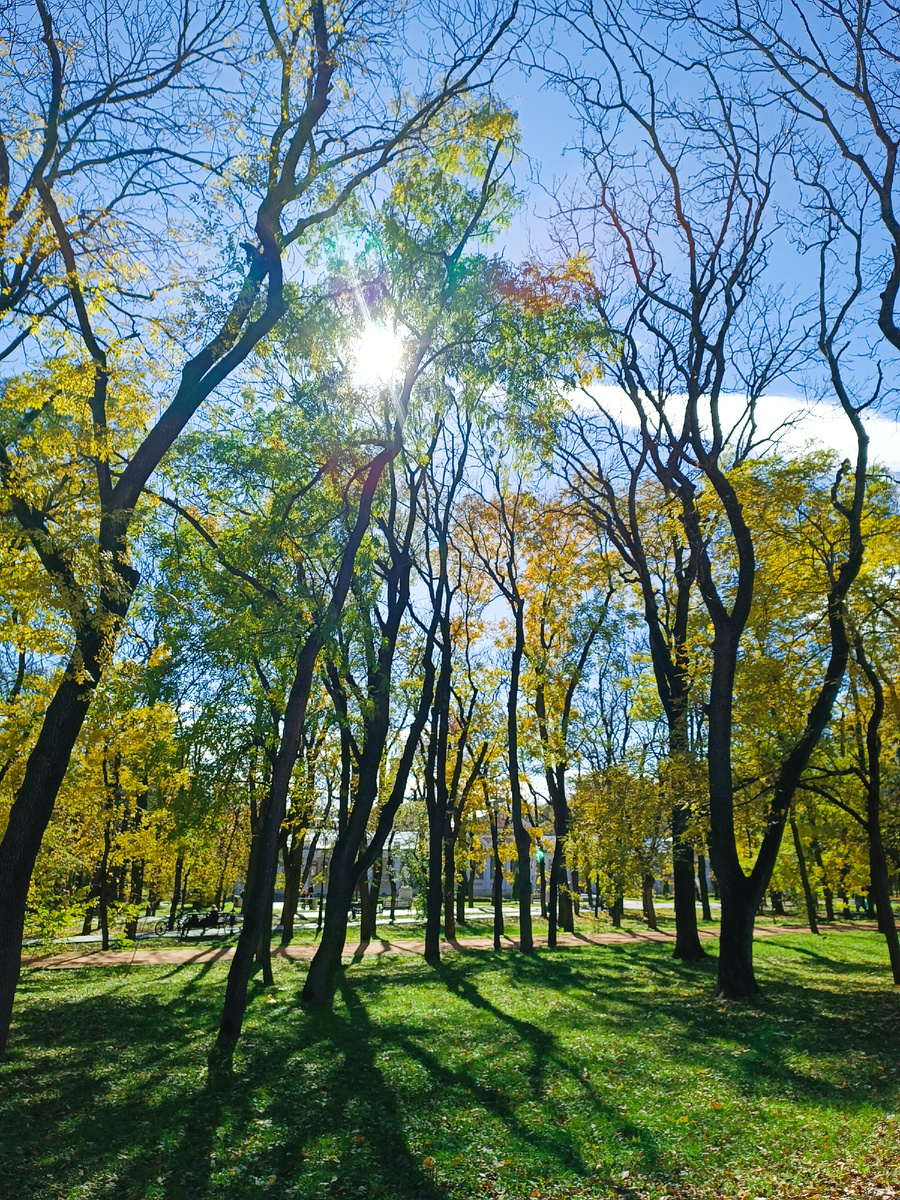 Николаевские ванны виднеются.. 