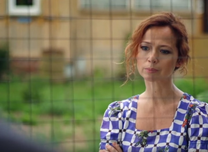 Елена Захарова в фильме "Провинциальный детектив" (2022)