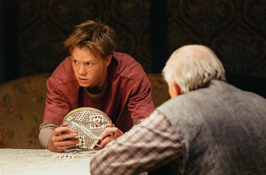    «Очень странные дела» и «Вампиры средней полосы»: какие сериалы смотреть в ноябре (фото 2)