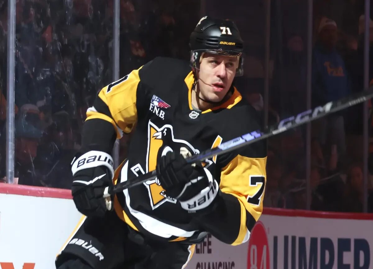     Daily Faceoff о штрафе Малкина за удар клюшкой: не первый такой случай у легенды «Пингвинз»