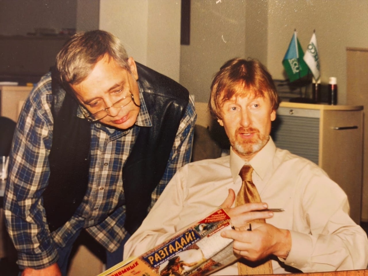 С режиссером Игорем Апасяном в перерыве между съемками