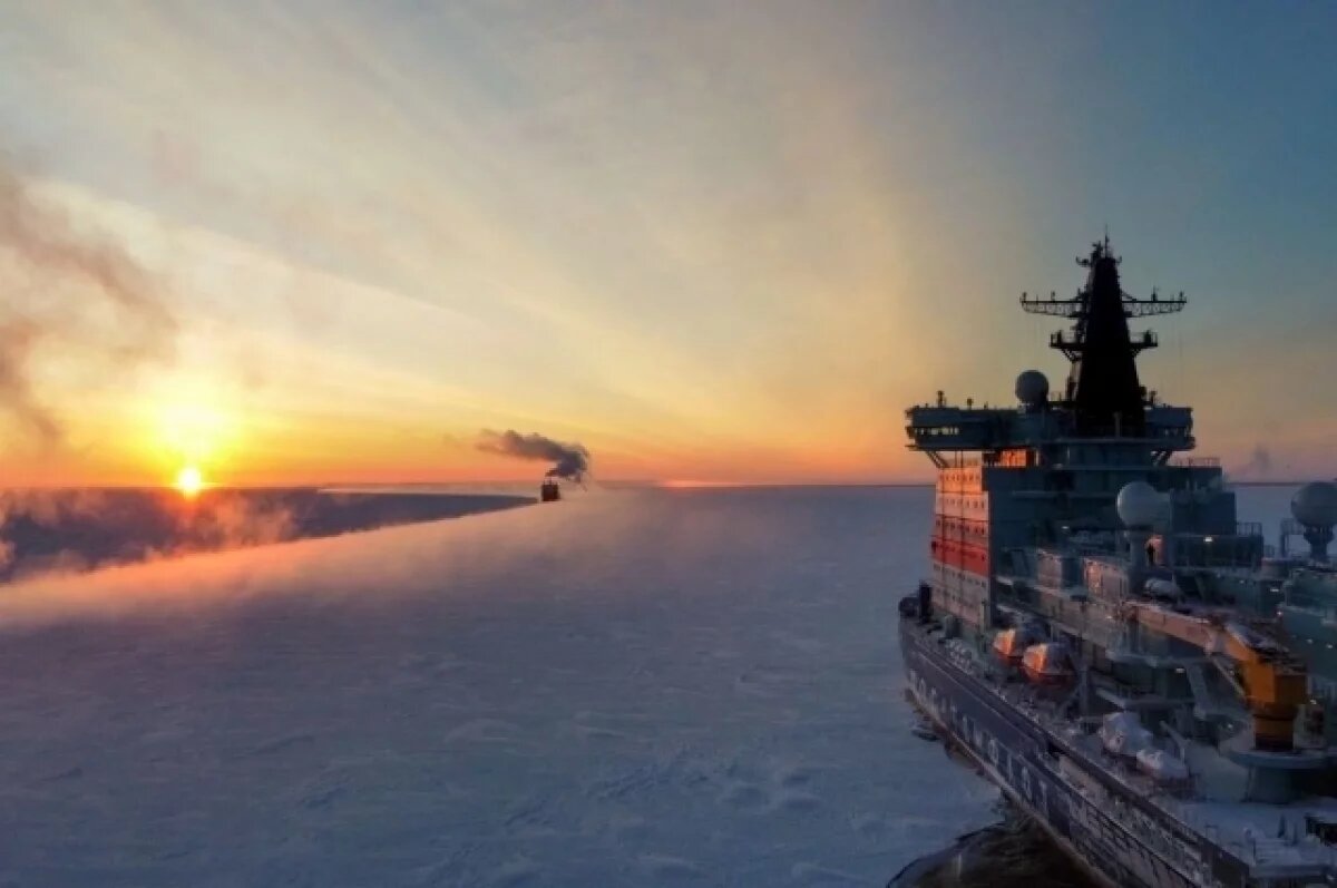    Военный ледокол «Дзержинский» могут перегнать на достройку в Петербург