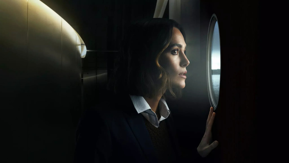 Netflix. 2025 год. 1 час 30 минут. КиноПоиск: 6.1. KinoOrel - 75/100. Триллер. Режиссёр: Саймон Стоун. В ролях: Кира Найтли, Гай Пирс, Кая Скоделарио, Дэвид Аджала. 