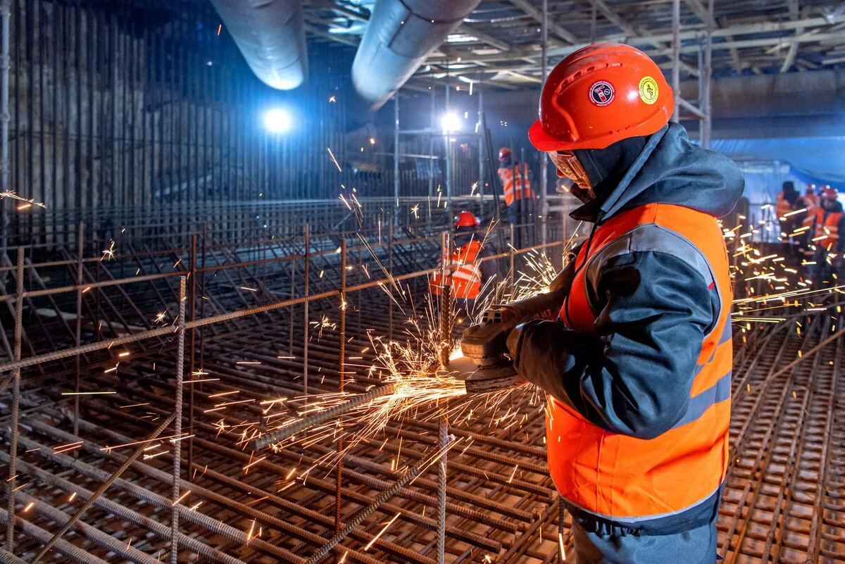 Источник: https://mperspektiva.ru/topics/kadrovyy-vopros-vazhneyshiy-dlya-stroitelnoy-otrasli/