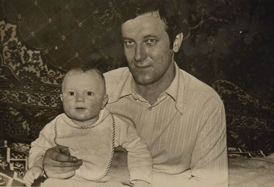    "Папа ушёл из жизни совсем молодым..."