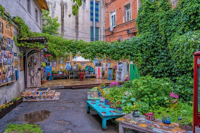 Источник: https://travelrussia.ru/blog/obzory/starye-ulitsy-moskvy/