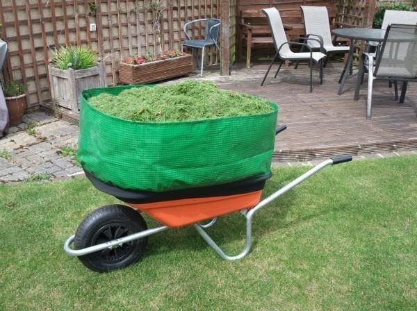 Источник: https://7dach.ru/dom_v_sadu/10-layfhakov-kotorye-sdelayut-dachnuyu-zhizn-prosche-40238.html