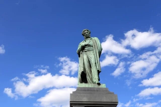    К чему снится памятник?