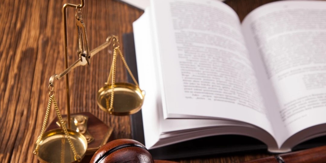 Особенности подачи административного иска о признании решения органа местного самоуправления незаконным.