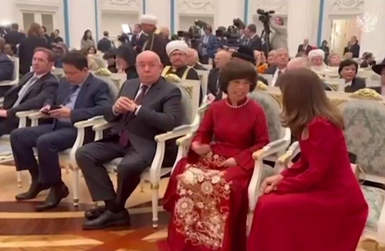     / Источник: Кадр из видео