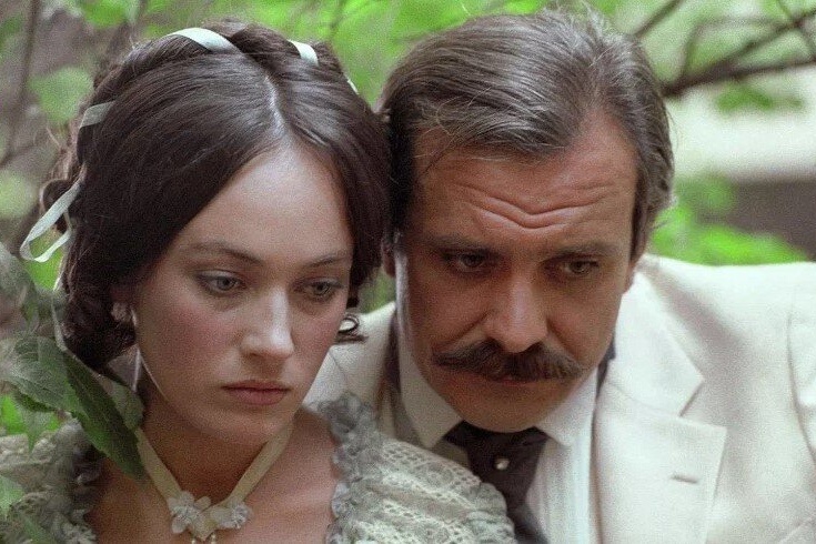    Фото: Кадр фильма «Жестокий романс», источник: kino-teatr.ru