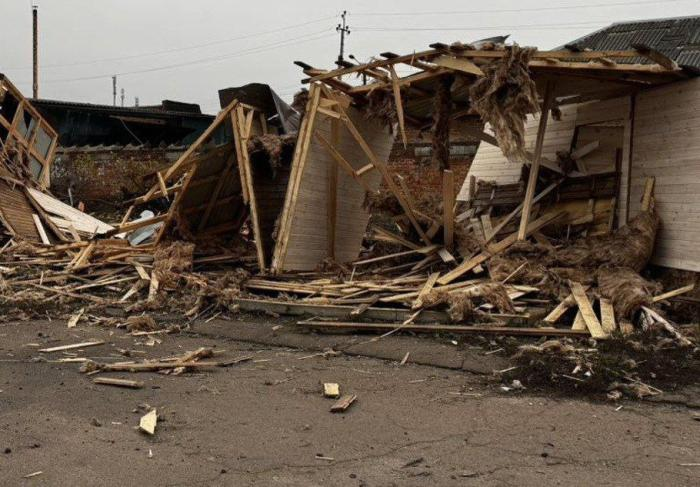 Последствия ночных ударов в Новгороде-Северском Черниговской области, источник Телеграм-канал Хроники Гераней