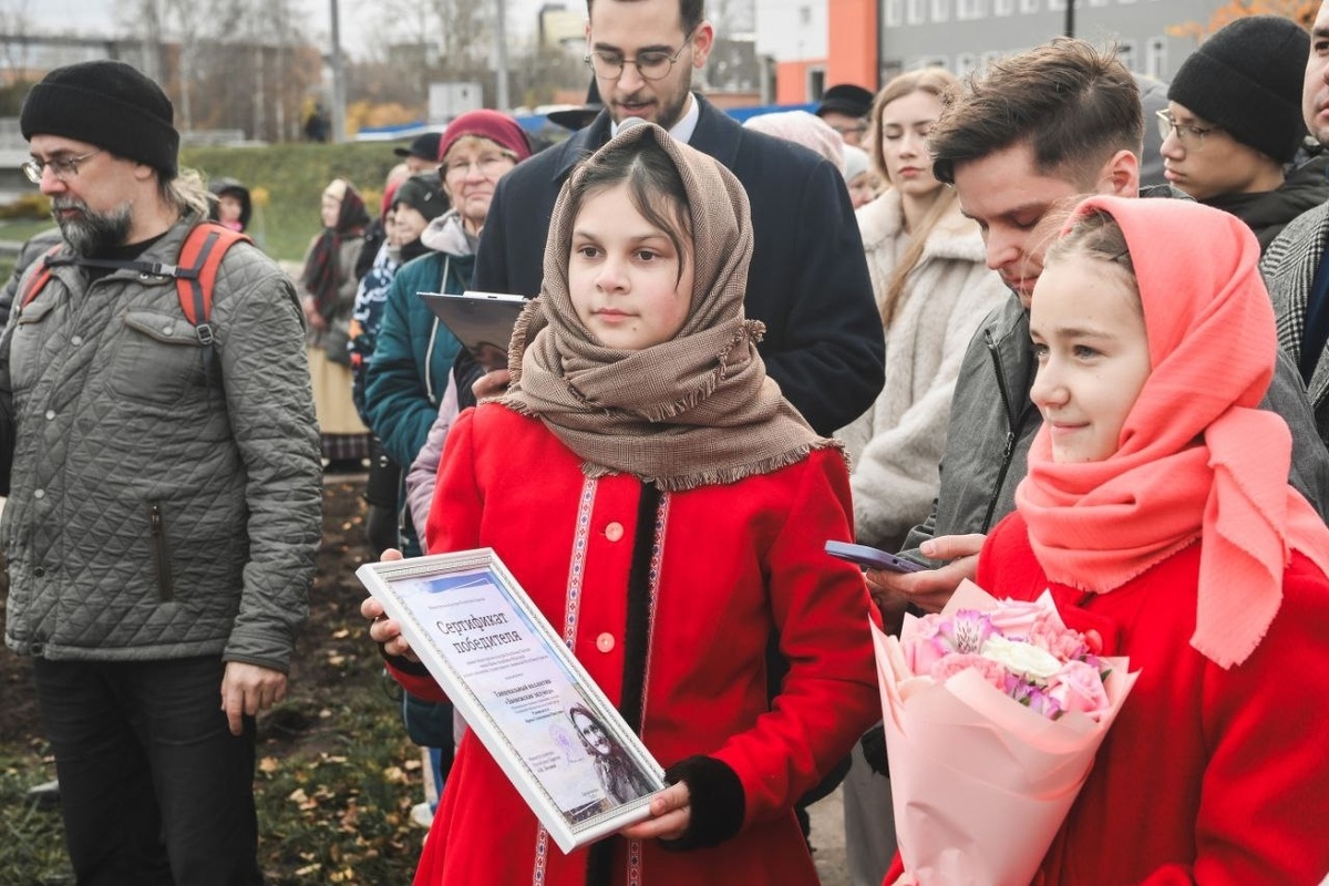 Листайте вправо, чтобы увидеть больше изображений