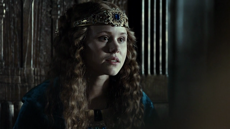 Кадр из фильма "Столпы земли"