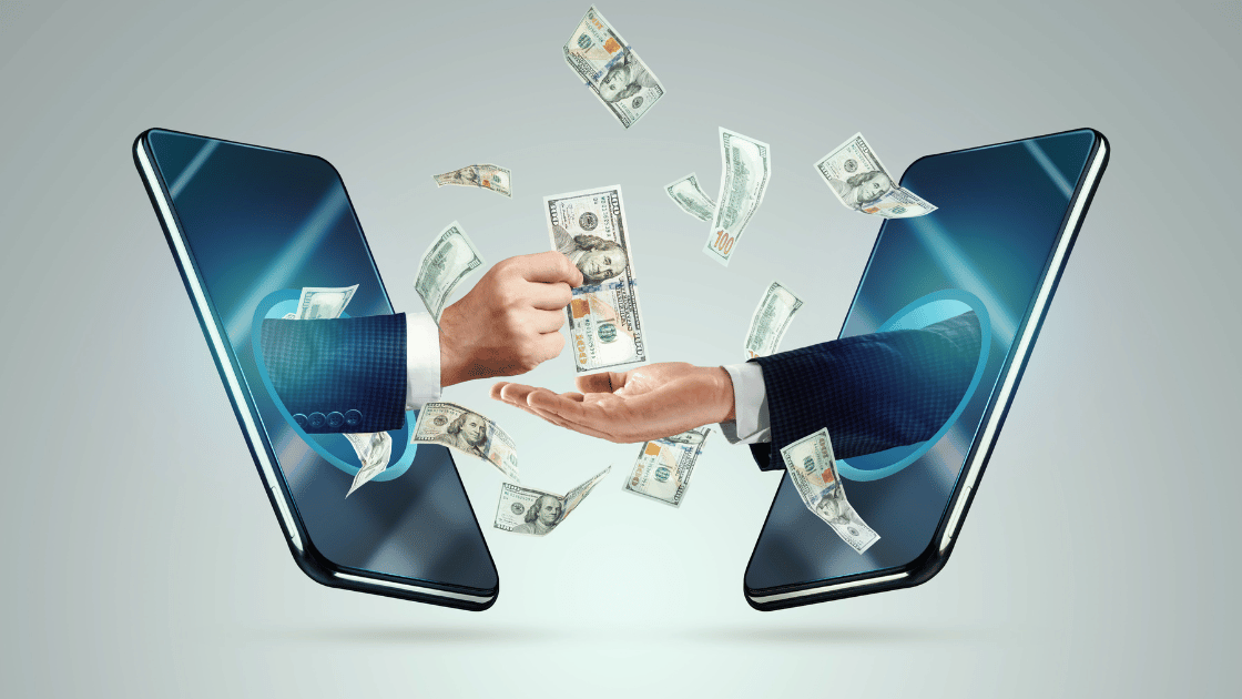 Бизнес сталкивается с задержками и блокировками, а частные переводы часто требуют пояснений.