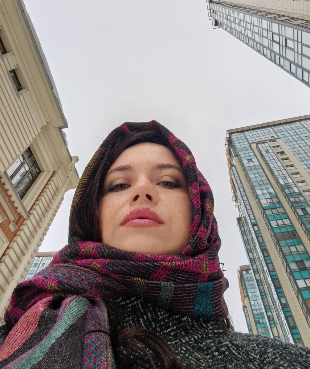 Я в нашем дворе