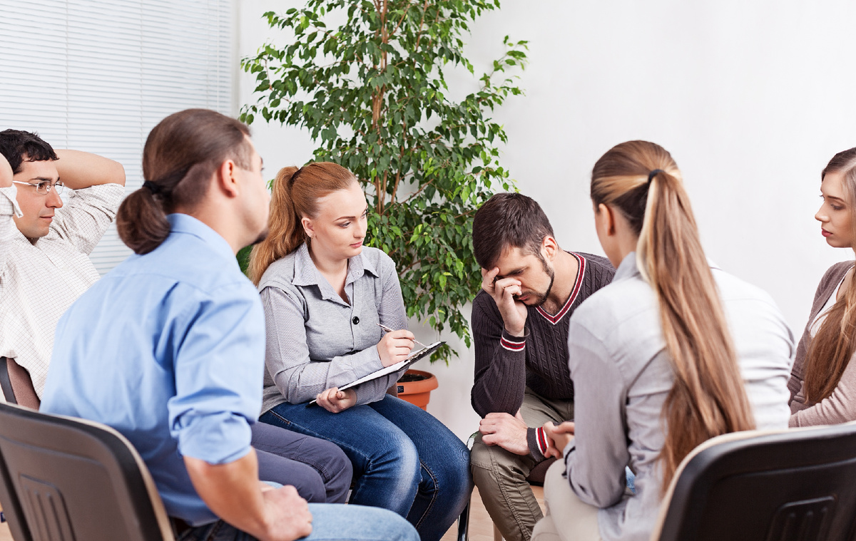 Обращение в группы поддержки (источник изображения: freepik.com)