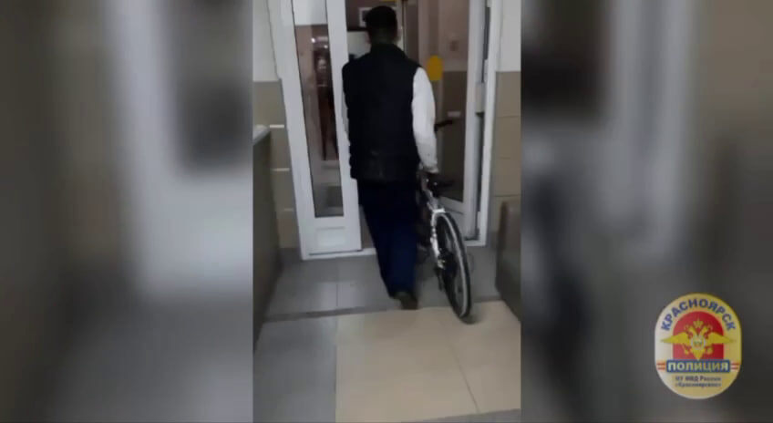     В Красноярске серийный грабитель отправится на 4 года в колонию строгого режима