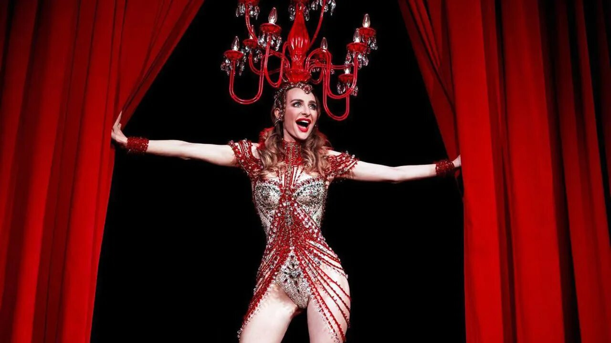 Екатерина Варнава в кабаре-шоу «Абсолютно нага».